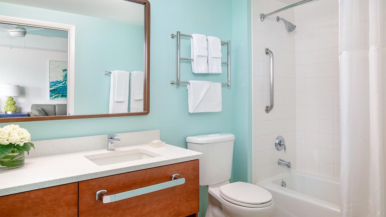 Bathroom (Guestroom)